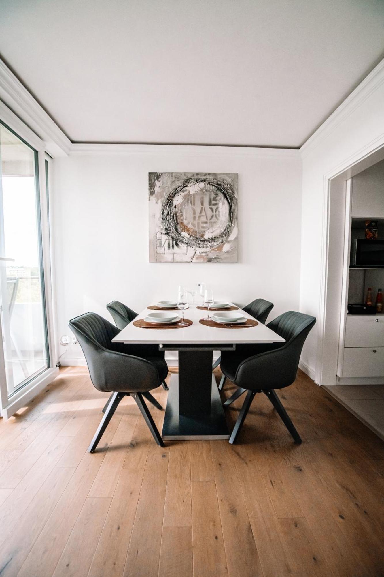 וולפסבורג Apartment Am Neuen Teich -Balkon- 4 Personen -Waschmaschine מראה חיצוני תמונה